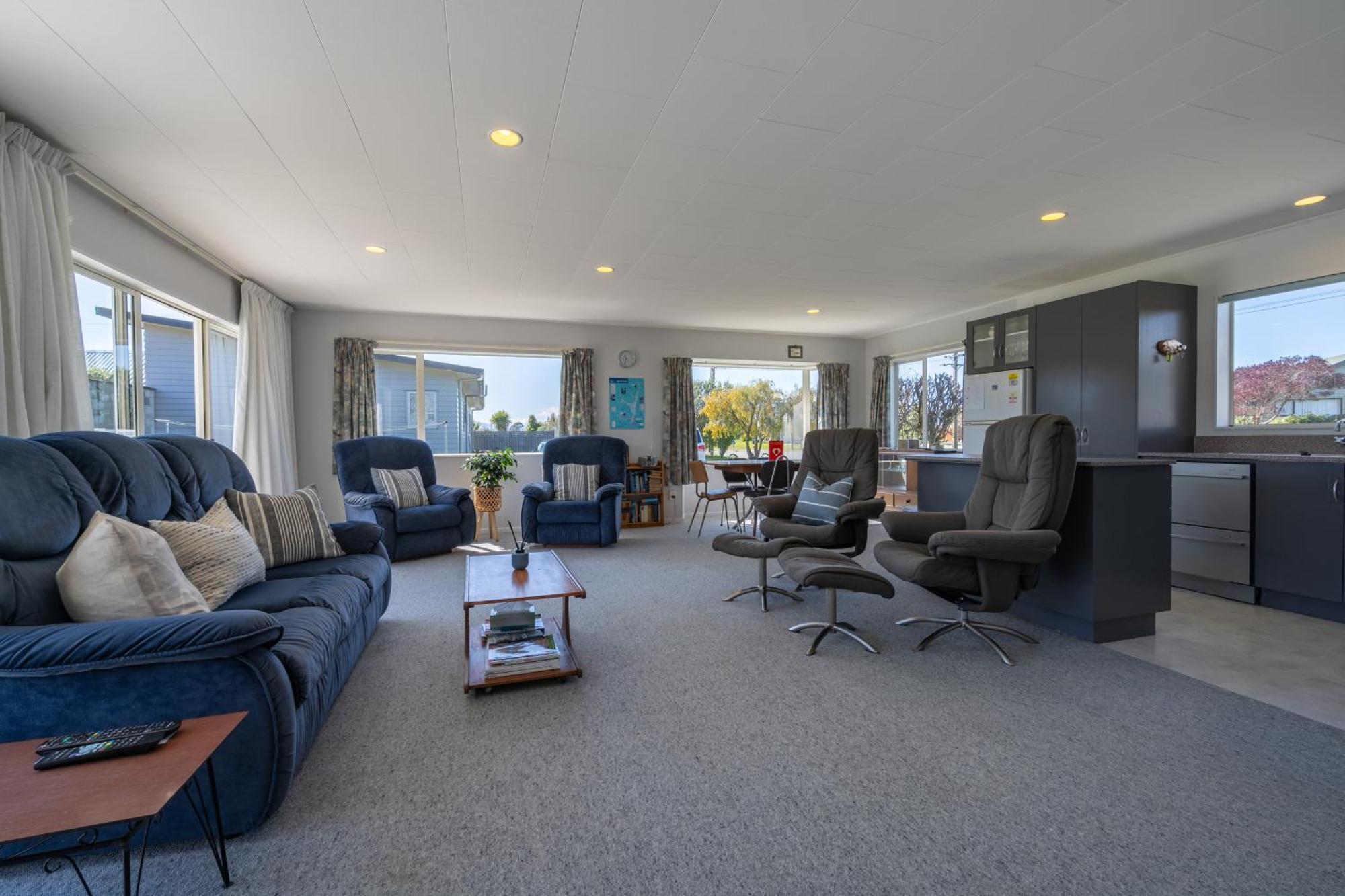 Kepler Retreat - Te Anau Holiday Home エクステリア 写真